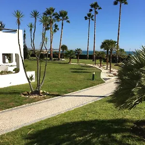 apartamento-pe-na-areia-clube-nautilus-porches.hotelaalgarve.com/