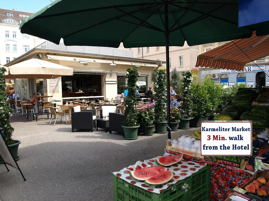 Pension Tal Studios Vienna Appartamento